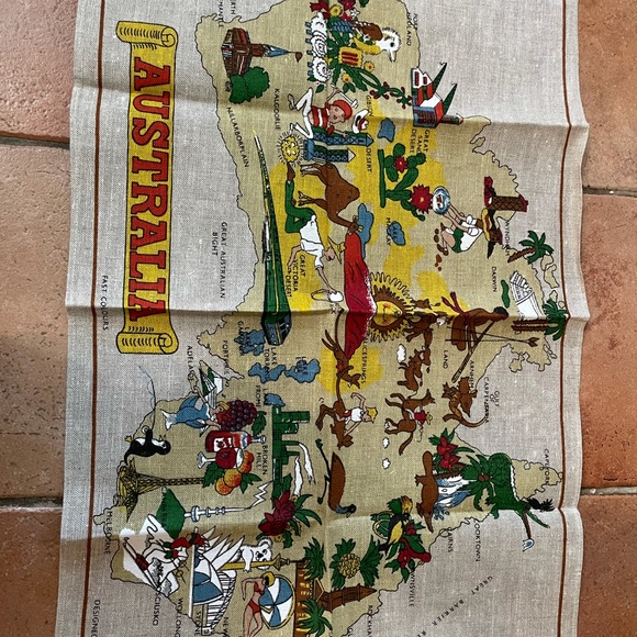 Hermes Auth designed by Hermes Vtg linen map of Australia measures 29 x 19 - Picture 7 of 12